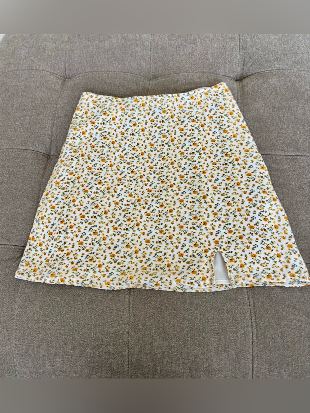 Hollister Women’s Ultra High Rise Floral Mini Skirt